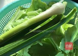 手撕包菜煸澳门烧肉的做法图解2