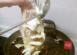 鲁菜大师蒋家菜秘制糖醋鲤鱼的做法图解2