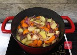 咖喱牛肉的做法图解8