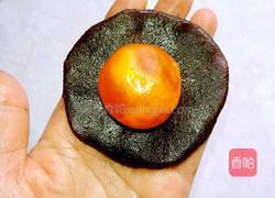 蛋黄酥的做法图解4