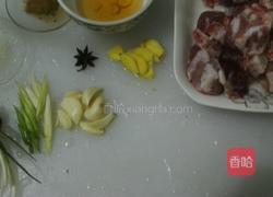 排骨醉香菇的做法图解1
