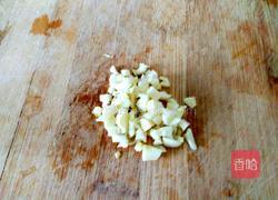 黄豆芽拌芹菜的做法图解3