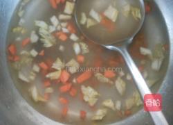 胡萝卜白菜鸡蛋面的做法图解4