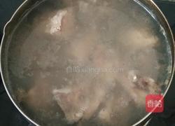 排骨汤的做法图解4