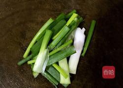 洋葱木耳炒鸡蛋的做法图解4