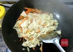 芹菜豆腐皮的做法图解3