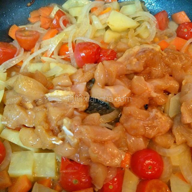 加入鸡肉