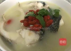 枸杞黑鱼汤的做法图解5