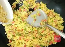 Golden Egg Fried Rice Recipe Illustration 7