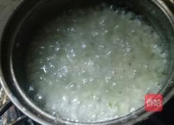 莴笋碎肉粥的做法图解6