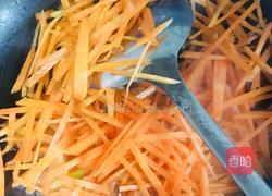 胡萝卜丝炒莴笋丝的做法图解6