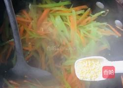 胡萝卜丝炒莴笋丝的做法图解9