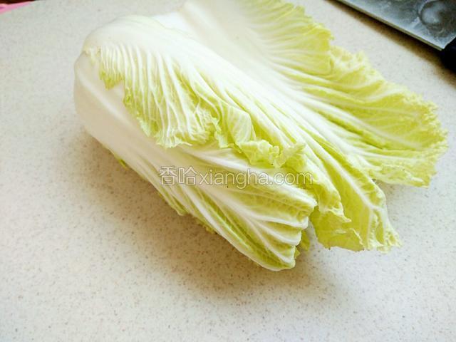 准备好一个白菜心备用，要嫩的