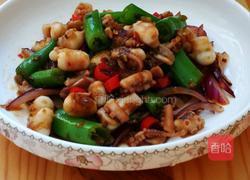 杭椒爆炒墨鱼段的做法图解4