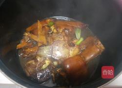 猪手炖黄豆的做法图解5