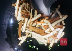 芹菜炒香干的做法图解12