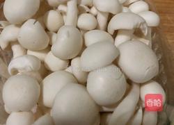 青菜炒蘑菇的做法图解3