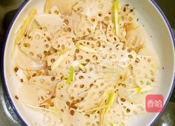 鲁菜大师蒋家菜菜品凉拌麻藕片的做法图解4