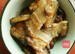 五花肉炒青椒的做法图解4