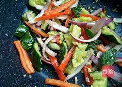 炝拌黄瓜的做法图解10