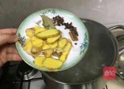 筒子骨汤煮黑鱼片的做法图解5