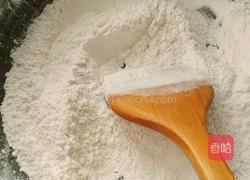 玉米油版老婆饼的做法图解3