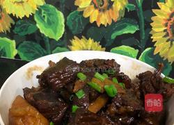 牛肉烧土豆的做法图解1