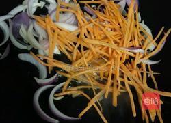 腊肉炒河粉的做法图解5