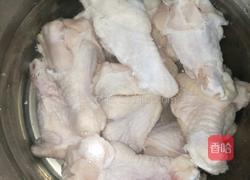 蜜汁啤酒鸡翅根的做法图解1