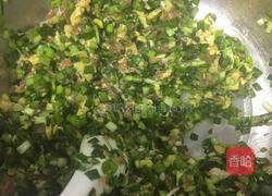 韭菜鸡蛋肉馅（肉三鲜）蒸饺的做法图解2
