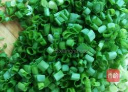 香葱肉馅饺子的做法图解2