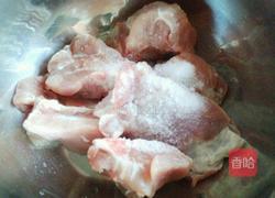 话梅栗子烧小排的做法图解2