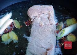 青蒜回锅肉的做法图解2