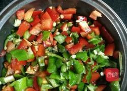 老醋花生的做法图解1