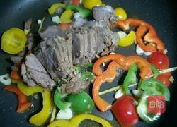 彩椒爆牛肉的做法图解6