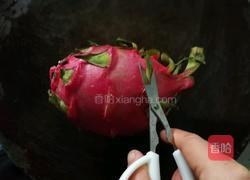 火龙果皮蛋卷的做法图解3