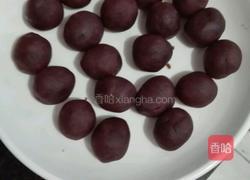 彩色螺旋蛋黄酥的做法图解6