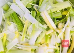 青蒜炒豆腐皮的做法图解8