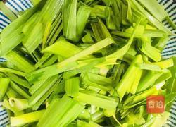 青蒜炒豆腐皮的做法图解9