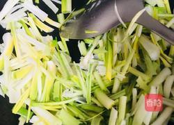 青蒜炒豆腐皮的做法图解14