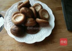香菇酿肉的做法图解1
