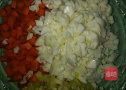 家常咖喱炒饭的做法图解3