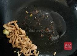 酸菜肉丝米线的做法图解3
