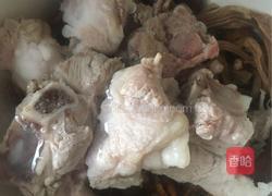 茶树菇排骨汤的做法图解5