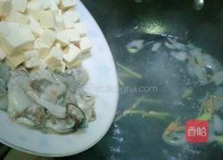 海蛎子豆腐茼蒿汤的做法图解4