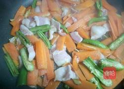 胡萝卜培根的做法图解9