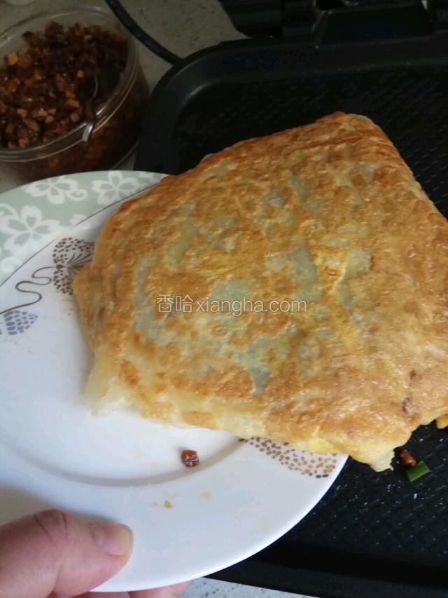 用一个平盘帮助翻面