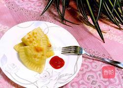 三鲜锅贴的做法图解1