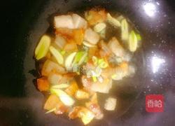 五花肉炒花菜的做法图解5