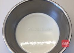 红豆沙馅冰皮月饼的做法图解2